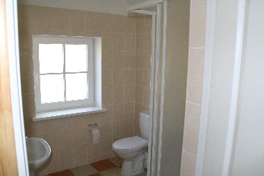 Toilet ,douche und waschbecken