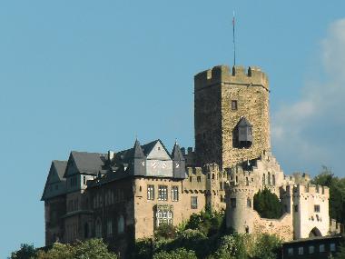 Burg Lahneck thront ber Lahnstein