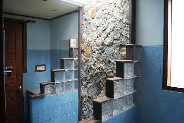 Badezimmer mit Dusche