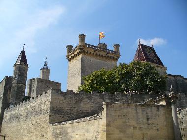 Ferienwohnung in Uzes (Gard) oder Ferienwohnung oder Ferienhaus