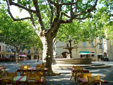 Ferienwohnung in Uzes (Gard) oder Ferienwohnung oder Ferienhaus