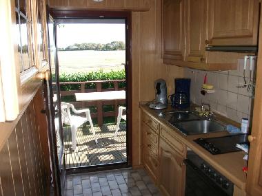 K�che mit Ausgang auf die Terasse