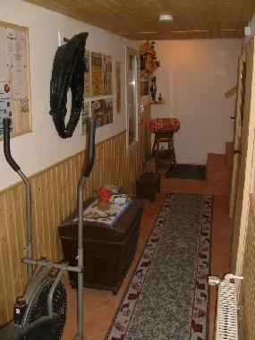 Eingangsbereich mit Fitnisgert