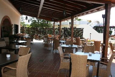 Terrasse des Restaurants TAVERNA