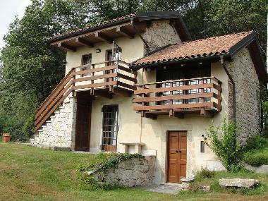 Chalet in madonna del sasso (Verbano-Cusio-Ossola) oder Ferienwohnung oder Ferienhaus