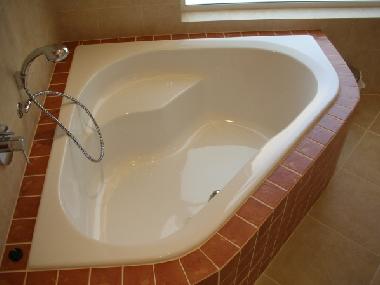 Junior-Suite Pinotage - Bad / Badewanne