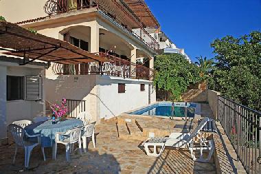 Ferienhaus in Trogir (Splitsko-Dalmatinska) oder Ferienwohnung oder Ferienhaus