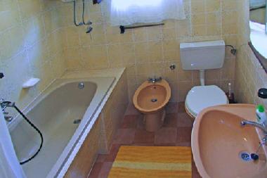 Ferienhaus in Trogir (Splitsko-Dalmatinska) oder Ferienwohnung oder Ferienhaus