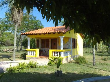 Ferienhaus in Paradise City (Cordillera) oder Ferienwohnung oder Ferienhaus