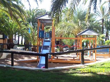 KINDER SPIELPLATZ IN BAHIA FELIZ