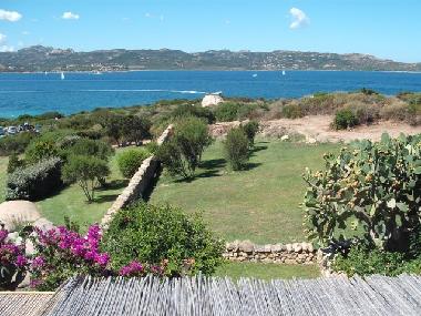 Aussicht von der Terrasse der Villa Tremonti auf den 
