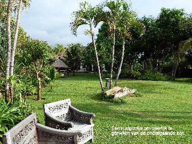 Villa Buka Kecil, Garten