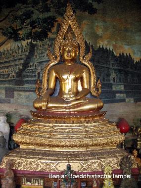 Buddhisten Kloster Banjar (Kopie Borobudur auf Java)