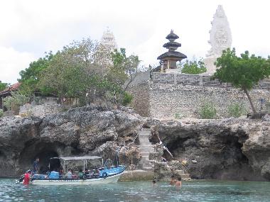 Tauchen bei dem Insel Menjangang