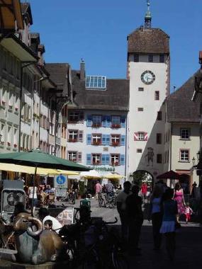 Bummeln auf der Kaiserstrasse in Waldshut