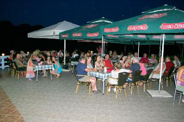 Pension in Lile Pag Novalja  (Licko-Senjska) oder Ferienwohnung oder Ferienhaus
