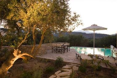 Terasse mit Privat-Swimmingpool