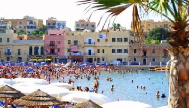 St Georges Bucht - St Julians