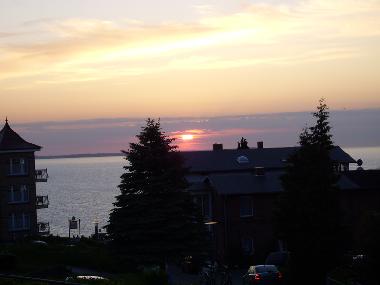 Blick von der Terasse bei Sonnenuntergang