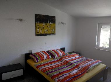 Schlafzimmer 1 DG