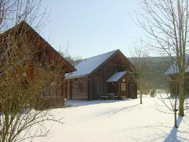 Frontansicht im Winter