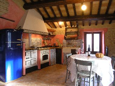 Ferienhaus in Fratte Rosa (Pesaro e Urbino) oder Ferienwohnung oder Ferienhaus