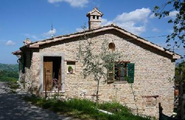 Ferienhaus in Fratte Rosa (Pesaro e Urbino) oder Ferienwohnung oder Ferienhaus