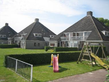 Ferienwohnung in Offingawier/Sneek (Friesland) oder Ferienwohnung oder Ferienhaus