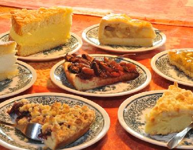 Hausgemacht Kuchen - Waldcafe Maus