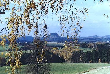 Herbstblick auf den Lilienstein.