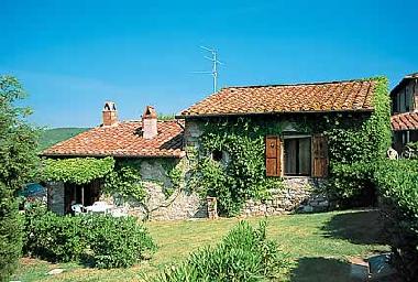 Ferienwohnung in CASALINI-PANICALE (Perugia) oder Ferienwohnung oder Ferienhaus