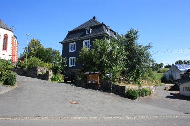 Villa in Weinsheim-Gondelsheim (Eifel - Ahr) oder Ferienwohnung oder Ferienhaus