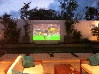 TV Overheadprojektor 150 auf den Pool inkl.