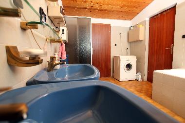 Villa in Medici-Mimice (Splitsko-Dalmatinska) oder Ferienwohnung oder Ferienhaus