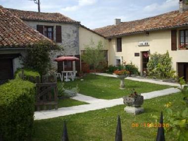 Ferienhaus in Verteillac (Dordogne) oder Ferienwohnung oder Ferienhaus