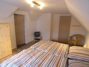 Schlafzimmer 2