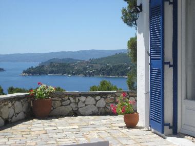 Beim Betreten der Terrasse, der Blick