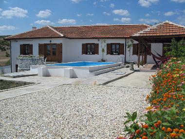 Ferienhaus in Svirachi (Khaskovo) oder Ferienwohnung oder Ferienhaus