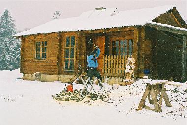 Fertiges Brennholz im Preis enthalten!