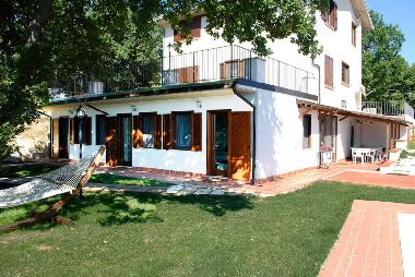 Villa in San Valentino in A.C. (Pescara) oder Ferienwohnung oder Ferienhaus