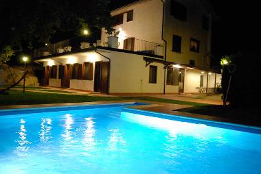 Villa in San Valentino in A.C. (Pescara) oder Ferienwohnung oder Ferienhaus