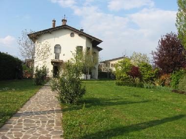Ferienhaus in DESENZANO DEL GARDA (Brescia) oder Ferienwohnung oder Ferienhaus