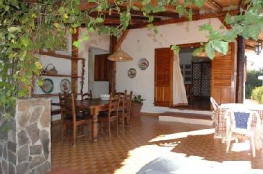 Breakfast veranda (entrance from the kitchen) - reverse angle