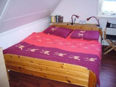 Kleines Schlafzimmer mit Doppelbett  160 x 200