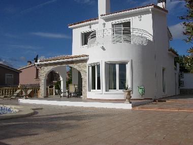 Villa in Gata de Gorgos (Valencia / Val�ncia) oder Ferienwohnung oder Ferienhaus