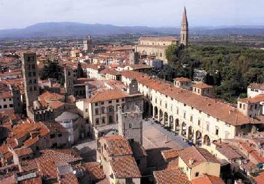 Schloss / Burg in arezzo (Arezzo) oder Ferienwohnung oder Ferienhaus