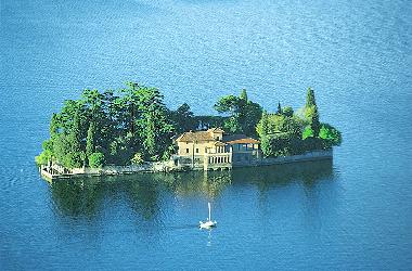 Pension in Lovere Castro (Bergamo) oder Ferienwohnung oder Ferienhaus