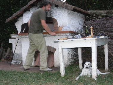 Grillplatz und Pizzaofen