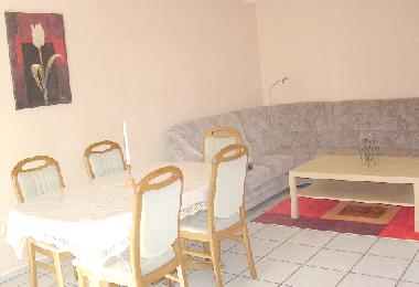 Essbereich 2 - Tisch ausziehbar bis 12 - 14  Personen