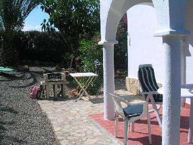 hintere Terrasse mit Grill